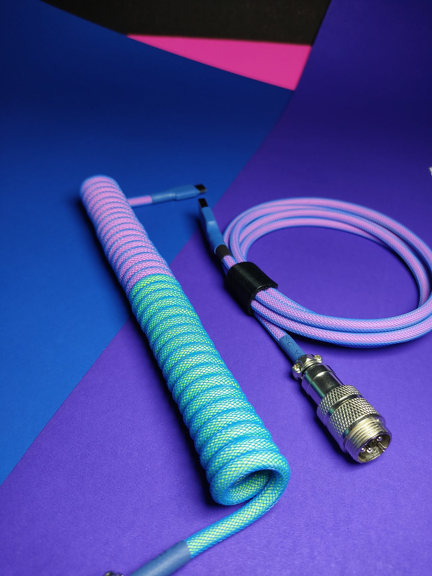 Lazer x Tron Dual Tone Coiled Cable with GX16 Aviator Connector